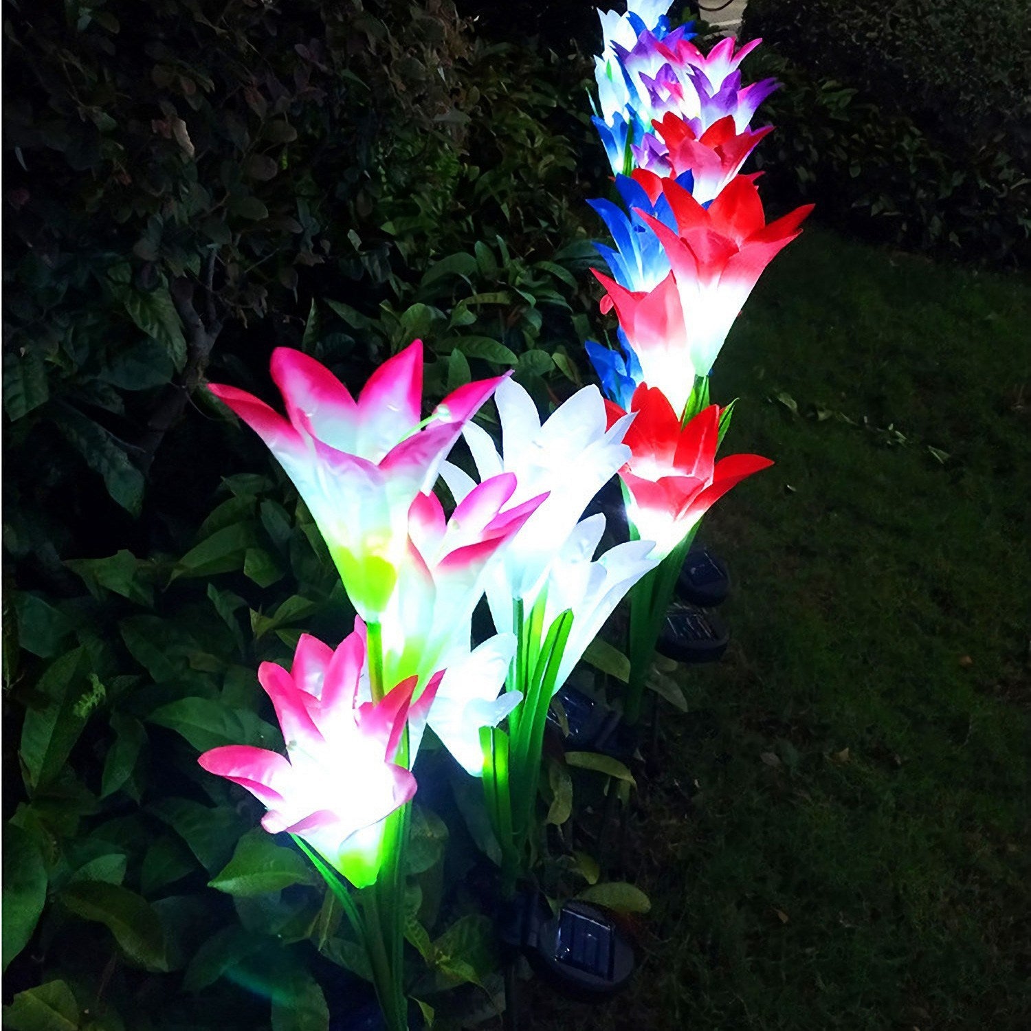 2Pcs Solar Pathway Lights Outdoor Lily Flower 7-Color Changing IP65 Waterproof For Garden Patio Yard Walkway - Outdoor Chilling